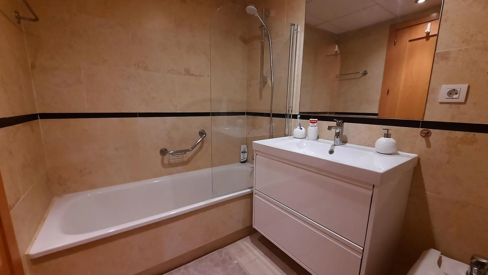 Las Salinas Estepona Apartment