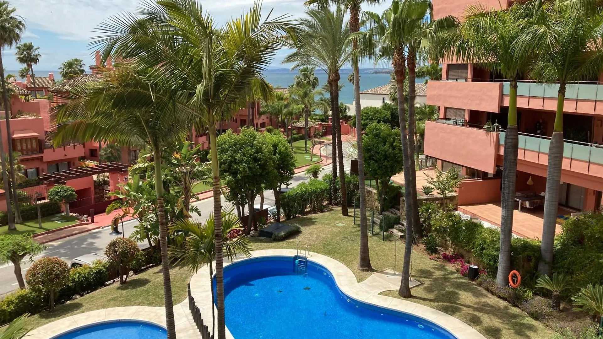 Apartment Las Salinas Estepona